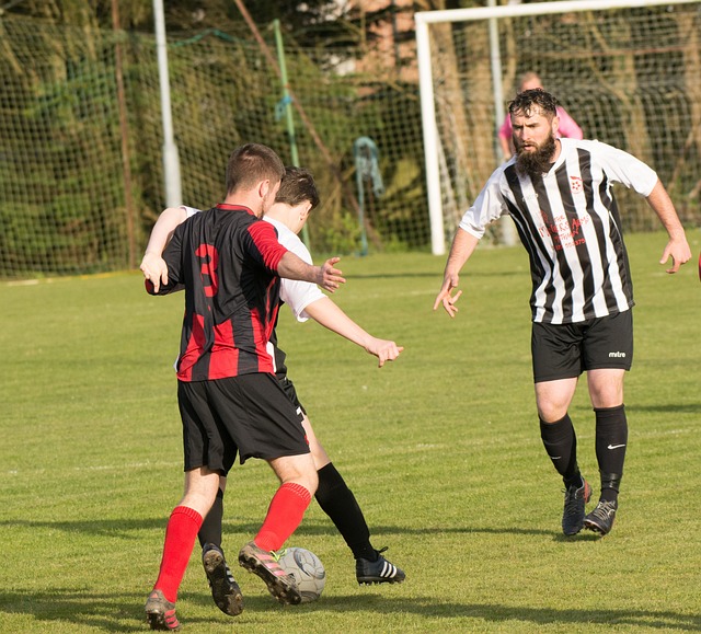 击赛场上所 击赛场上所